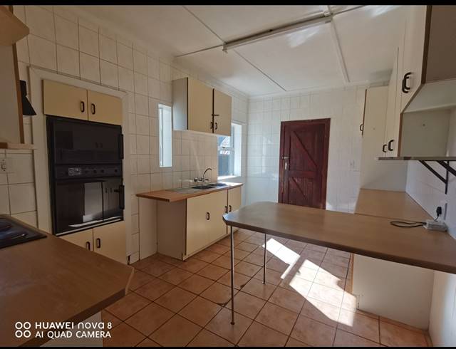 3 BEDROOM HOUSE FOR SALE IN DUNNOTTAR